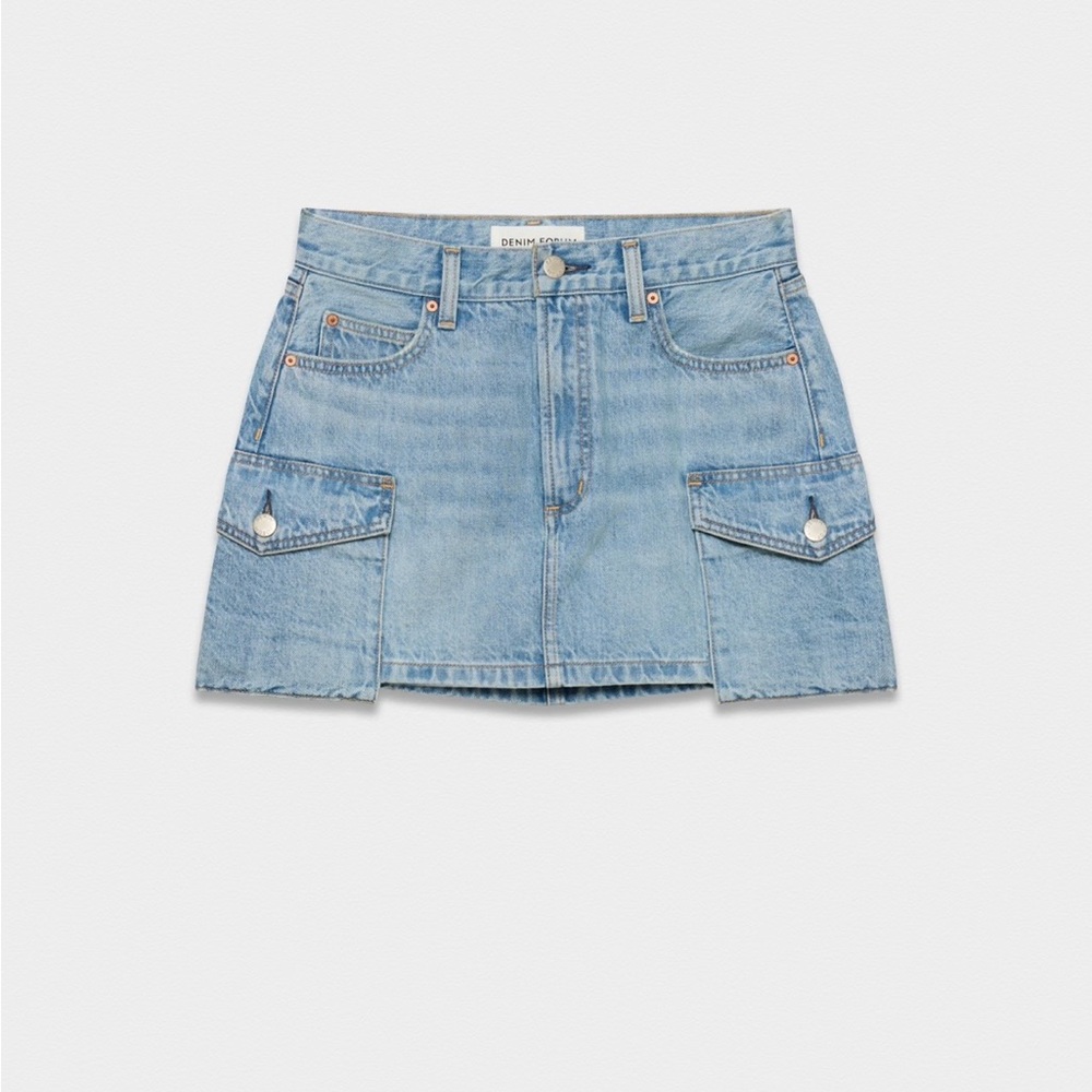 Aritzia Denim Forum The ‘90s Cargo Mini Denim Skirt